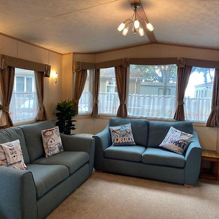 Mudeford Beach Lodge Exterior foto